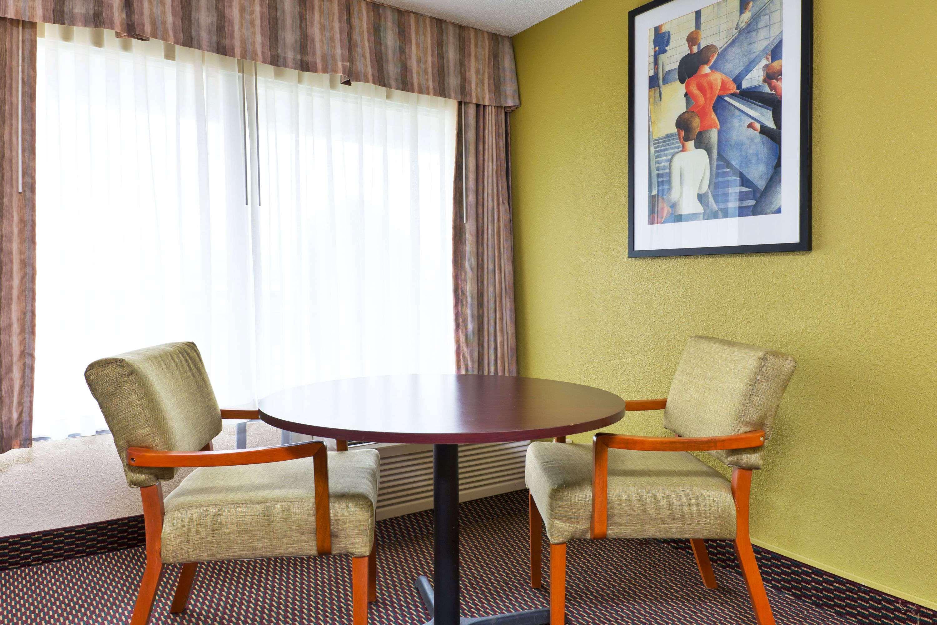 Ramada By Wyndham Pikesville/Baltimore North Bagian luar foto